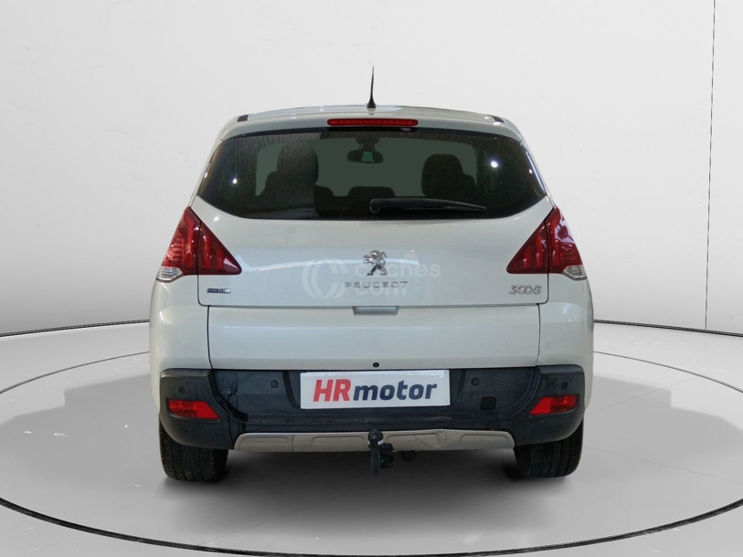 Foto del PEUGEOT 3008 1.2 S&S PureTech Allure 130