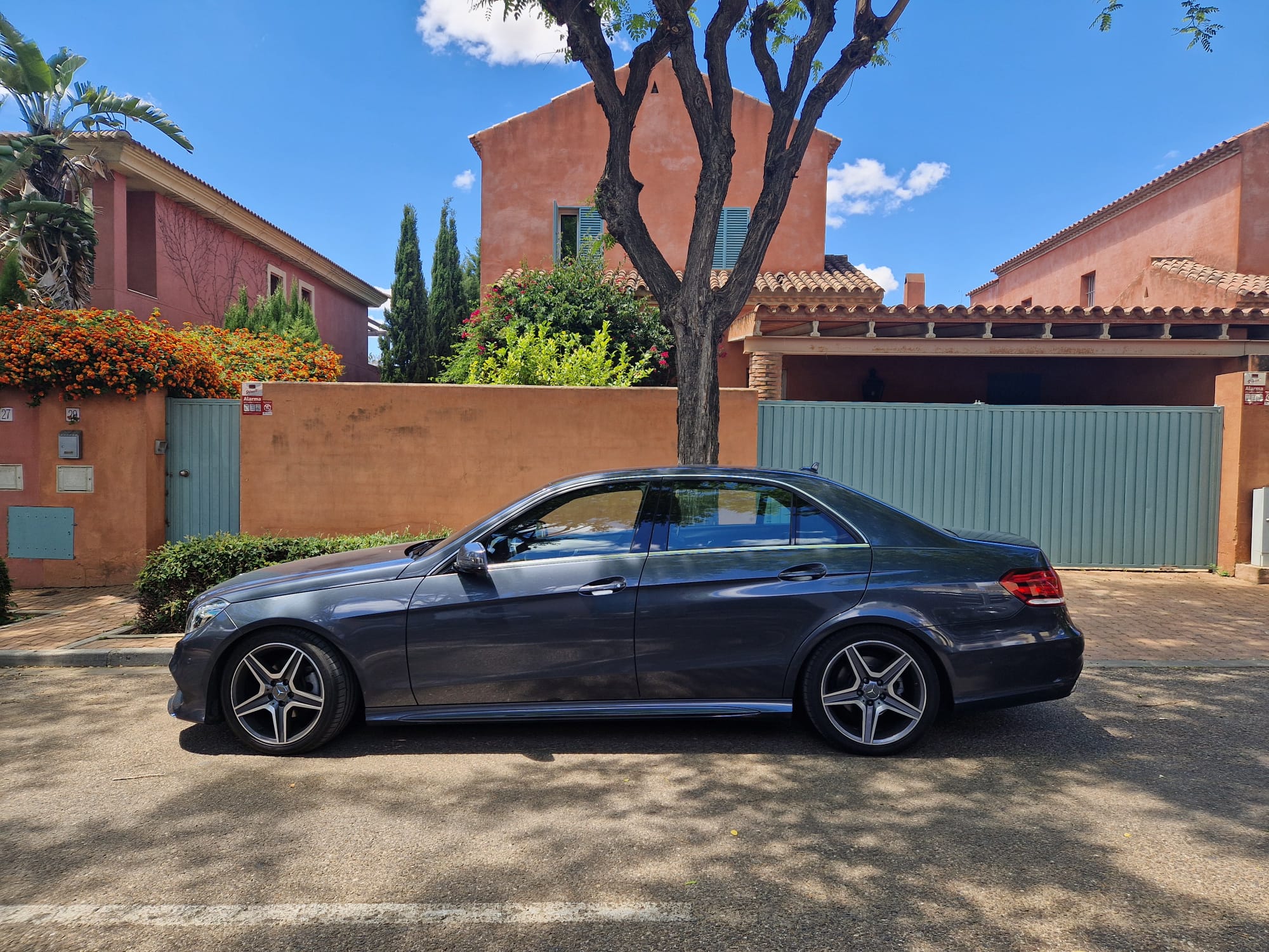 Foto del MERCEDES Clase E E 220CDI BT Edition Avantgarde 7G Plus