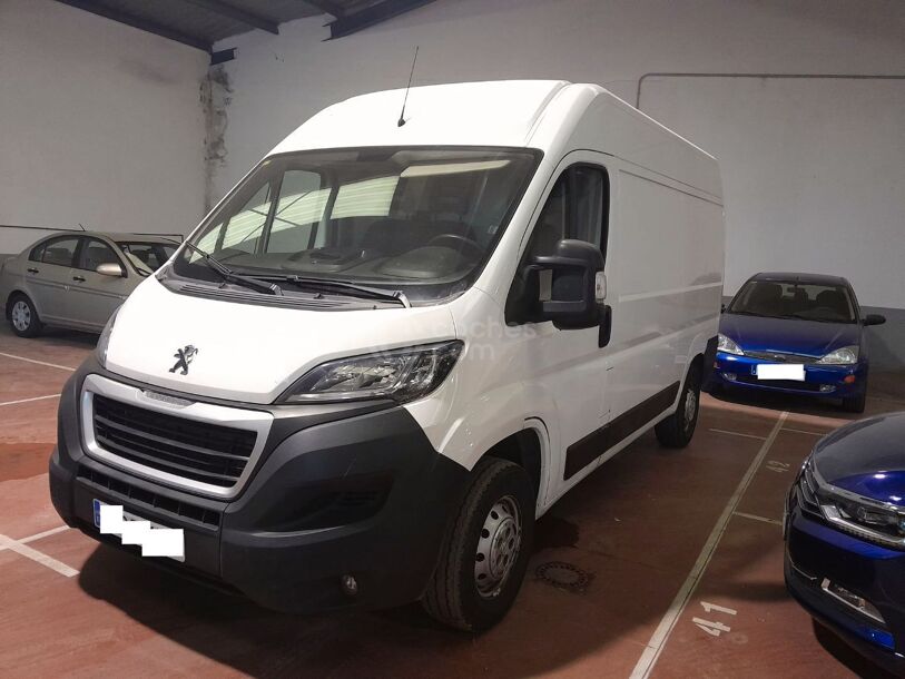 Foto del PEUGEOT Boxer Furgón 2.2BlueHDI 335 L2H2 S&S 140