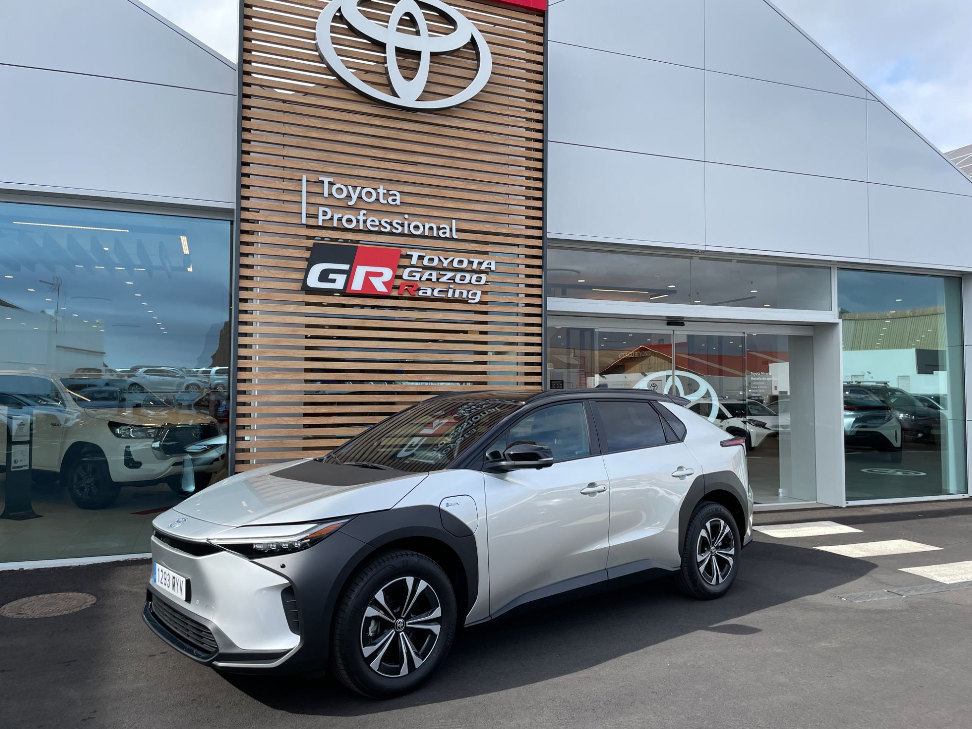 TOYOTA bZ4X (200E 4X2 Style) en Tenerife
