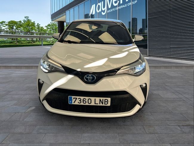 Foto del TOYOTA C-HR 180H Advance