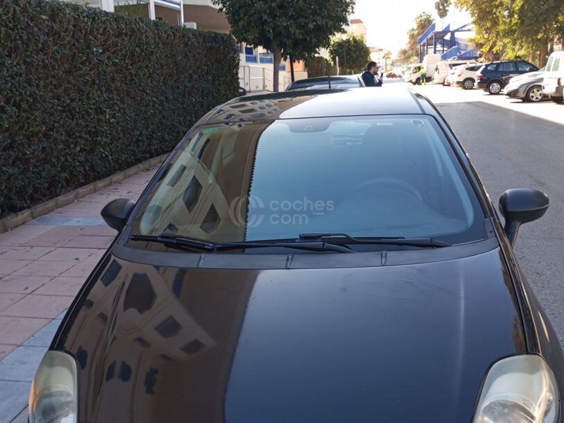 Foto del FIAT Punto 1.4 S&S Easy