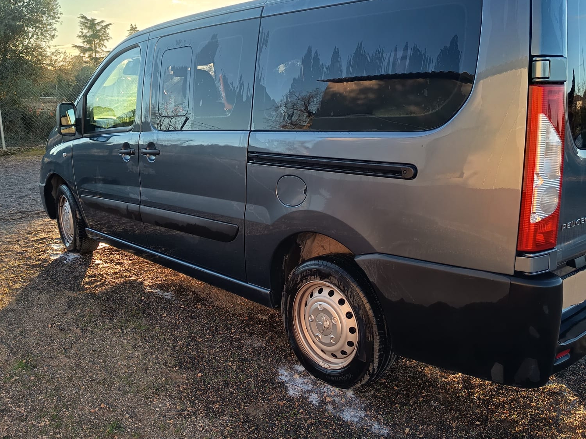 Imagen de PEUGEOT Expert