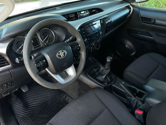 Foto del TOYOTA Hilux Cabina Doble GX Plus