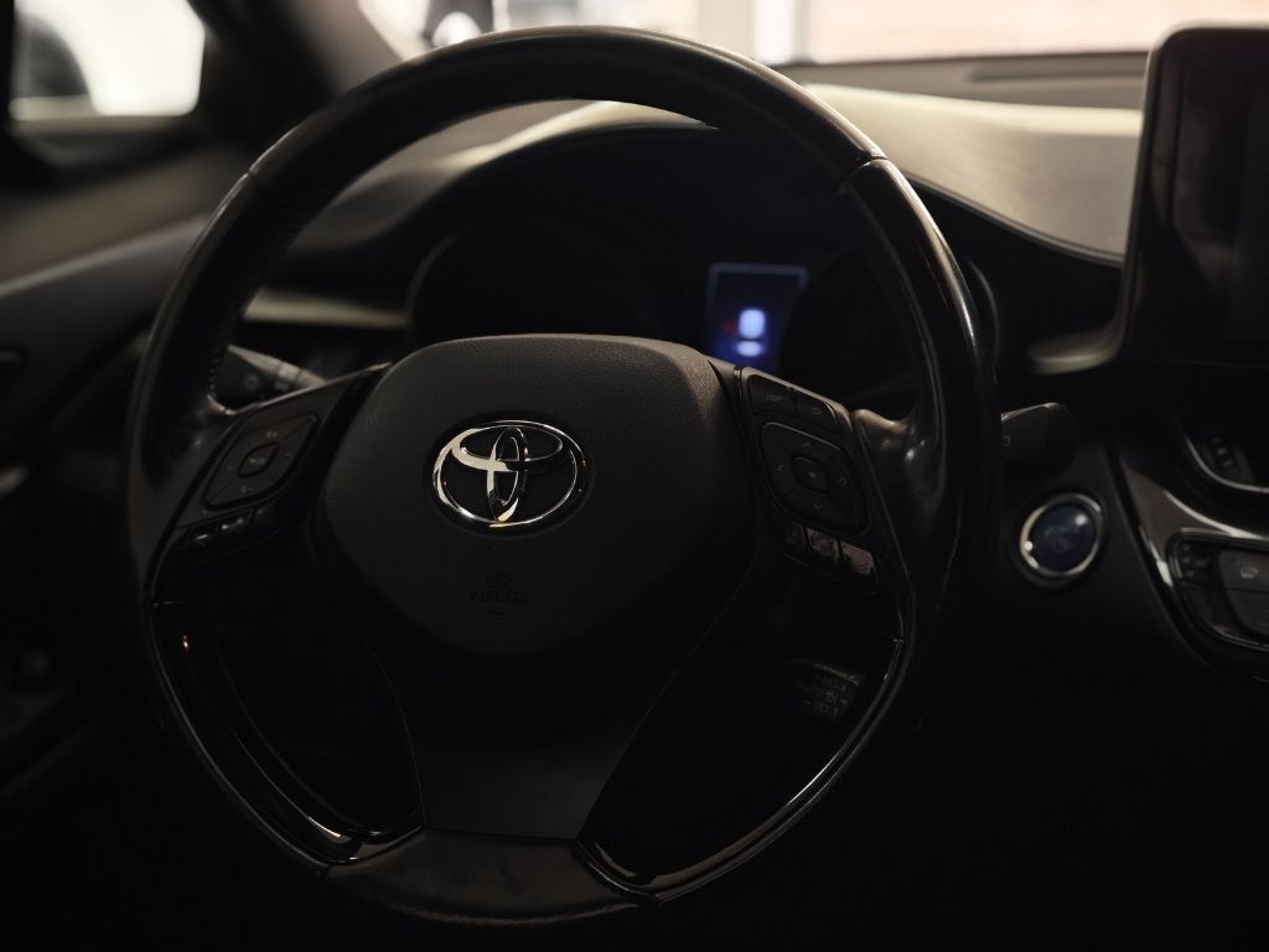 Imagen de TOYOTA C-HR