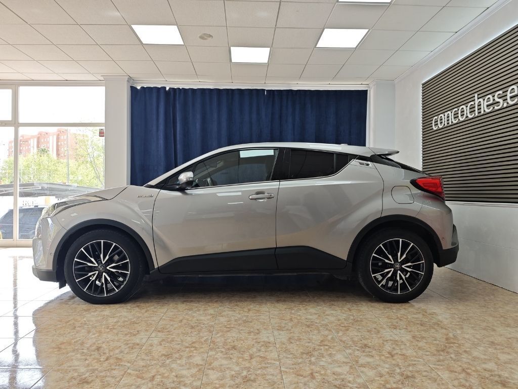 Foto del TOYOTA C-HR 125H Advance