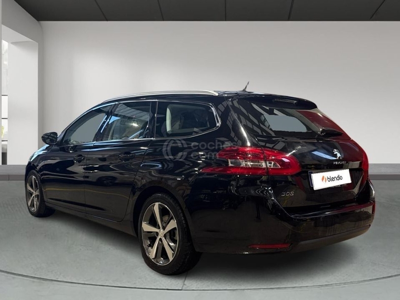 Foto del PEUGEOT 308 SW 1.2 e-THP PureTech Allure 130