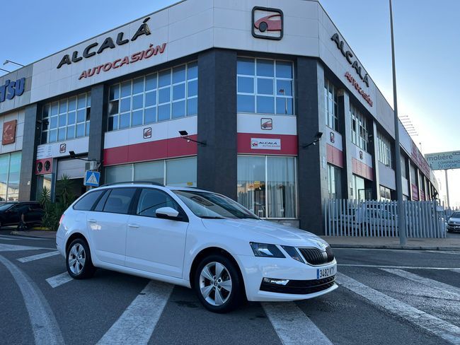 SKODA Octavia (Combi 1.0 TSI Ambition 115cv) en Sevilla