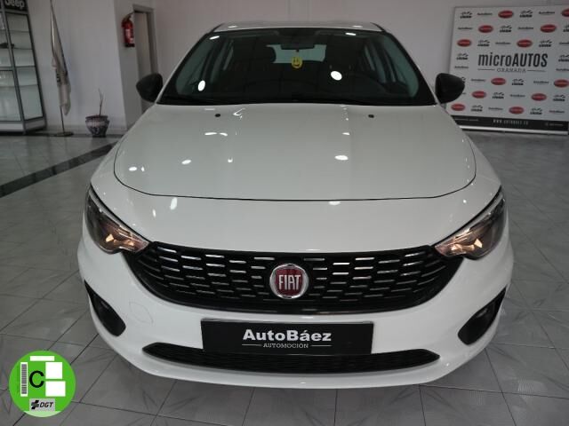 FIAT Tipo (5p 1.6 Multijet II 88 kW (120 CV) Pop Business) en Granada