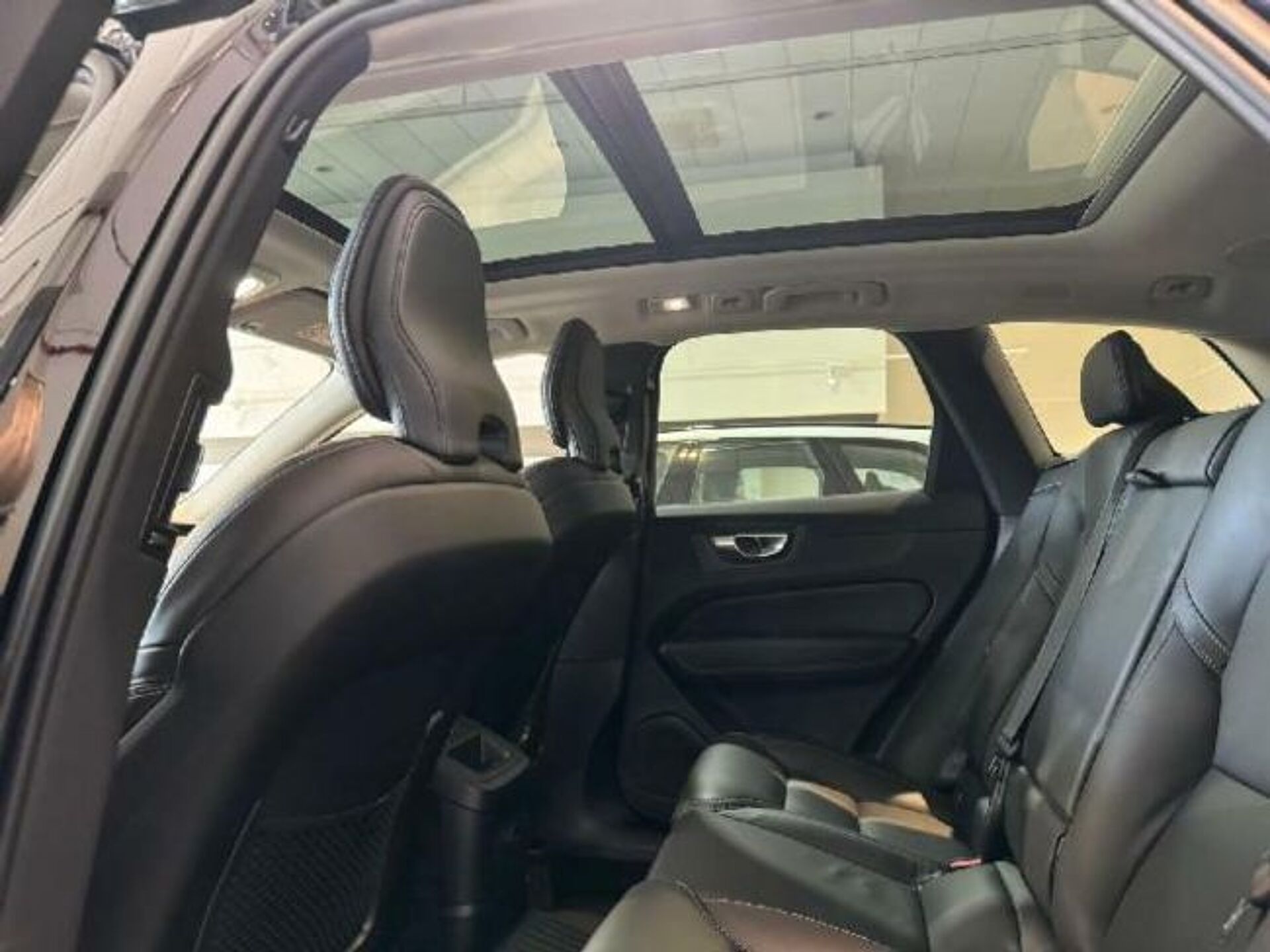 Imagen 2 de VOLVO XC60