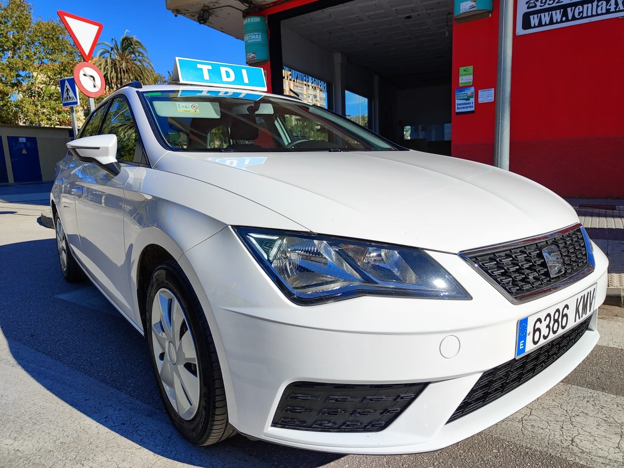 SEAT León (1.6TDI CR S&S Style 115) en Málaga