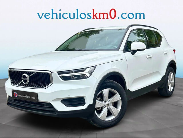 VOLVO XC40 (D3 Momentum 110 kW (150 CV)) en Madrid