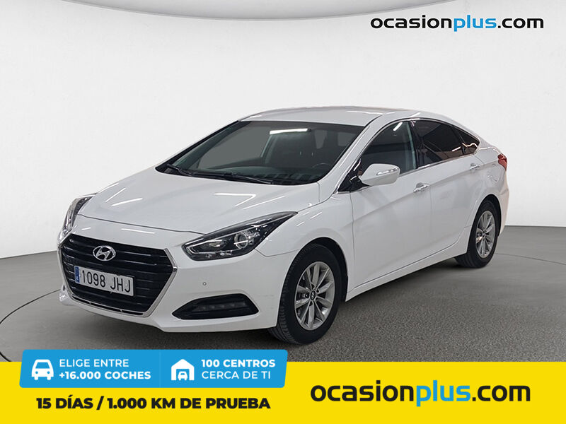 HYUNDAI i40 (1.7 CRDI BlueDrive Klass 85 kW (115 CV)) en Madrid