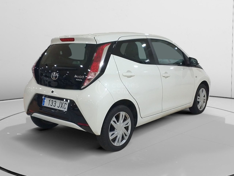 Foto del TOYOTA Aygo 1.0 VVT-i x-play Business