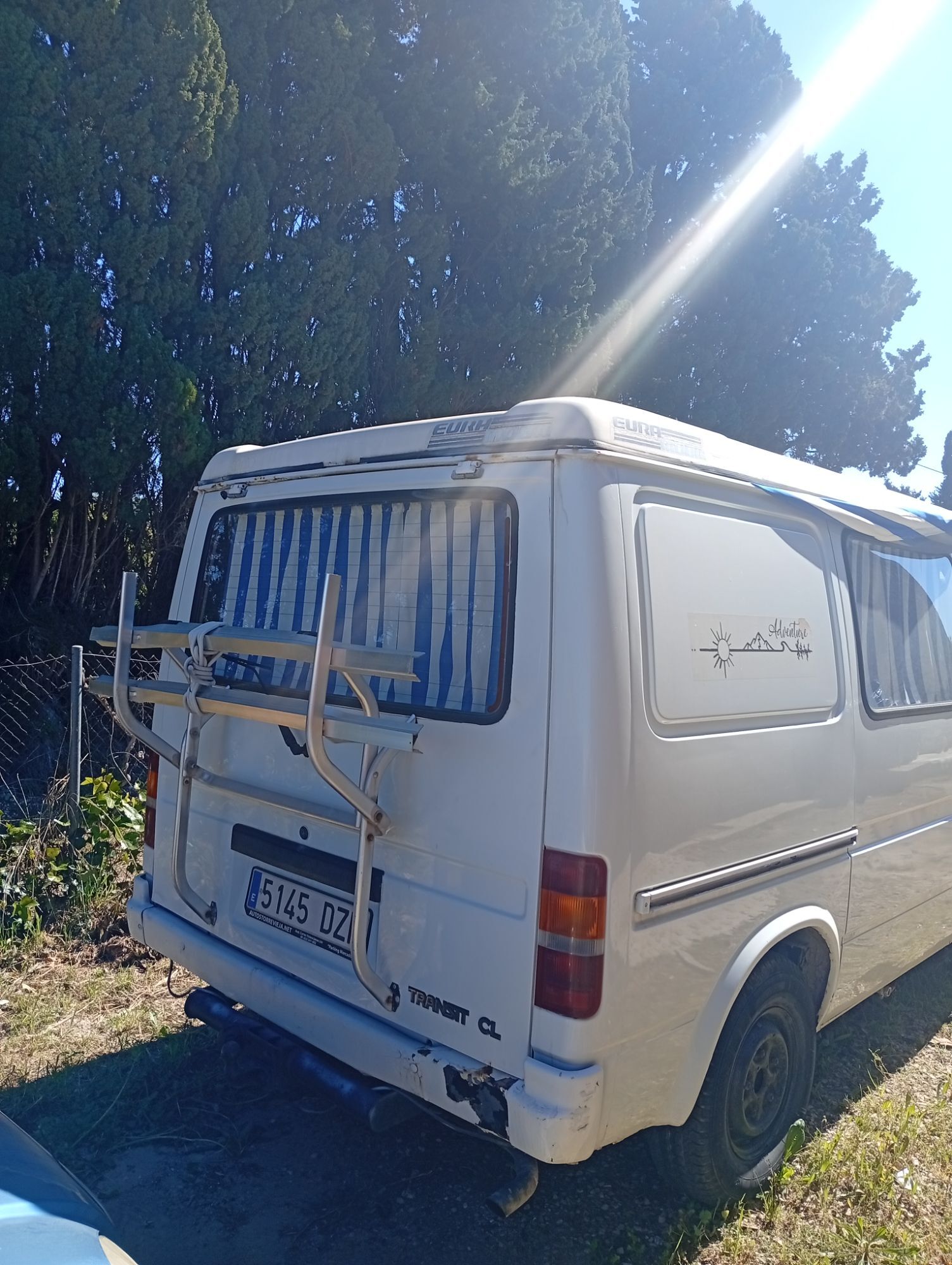 Foto del FORD Transit FT Bus