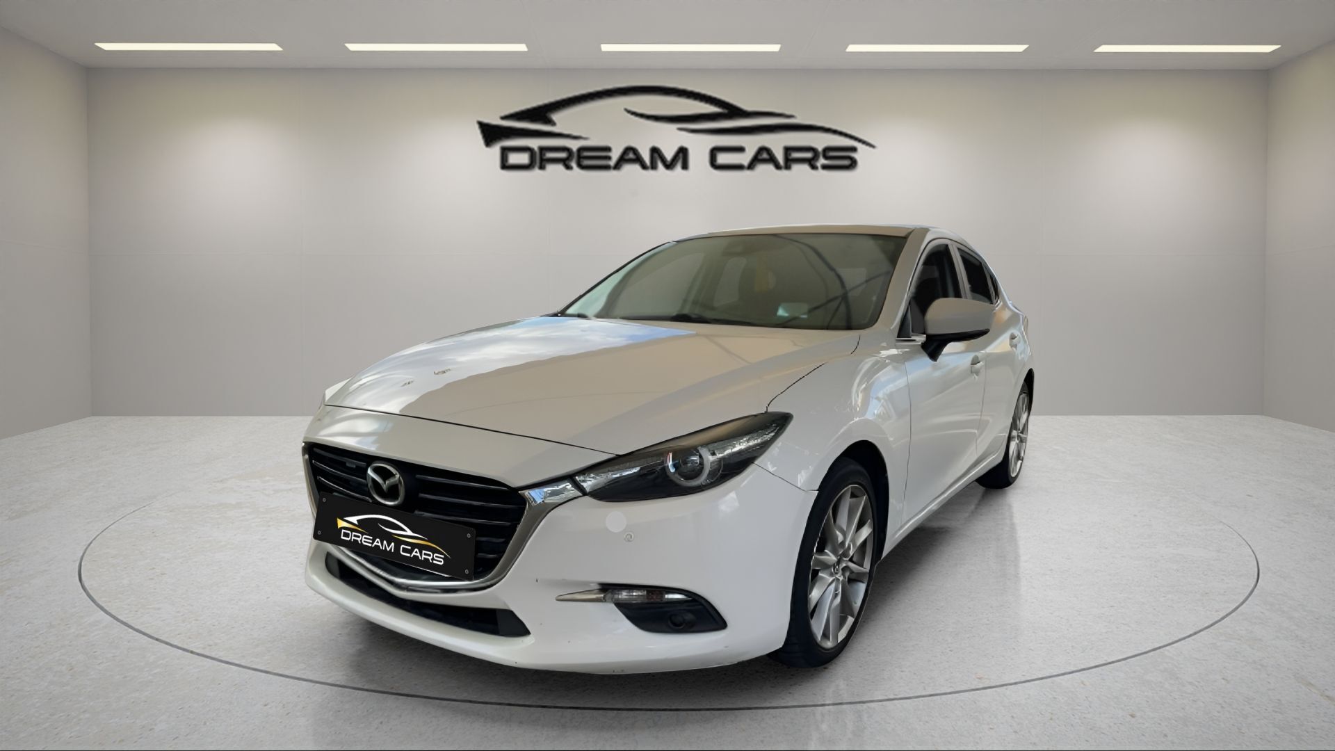 MAZDA Mazda3 (2.0 GE Luxury MT 88 kW (120 CV)) en Madrid