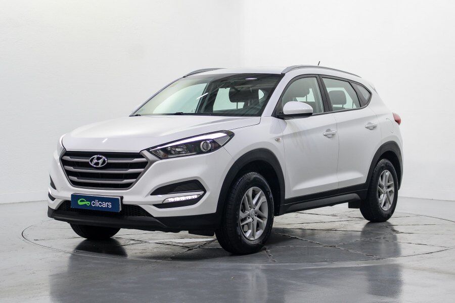 HYUNDAI Tucson (Tucson 1.6 GDI BD Essence 4x2 131) en Madrid
