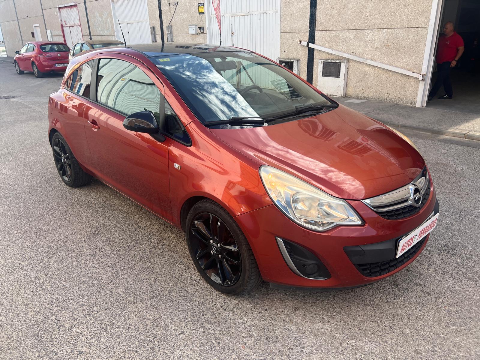 OPEL Corsa (1.4 Color Edition S&S) en Cádiz