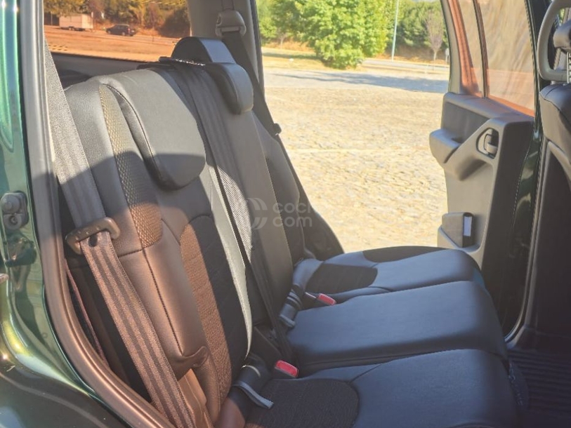 Foto del NISSAN Pathfinder 2.5dCi XE 7pl.