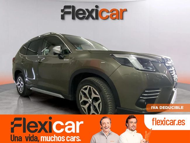 SUBARU Forester (2.0i Hybrid CVT Executive Plus) en Málaga