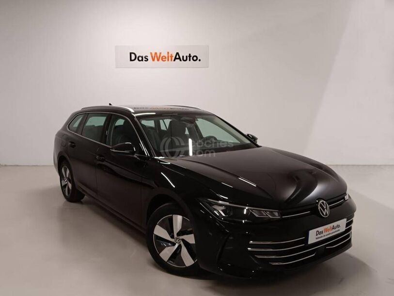 Foto del VOLKSWAGEN Passat 1.5 eTSI Business DSG7 110kW