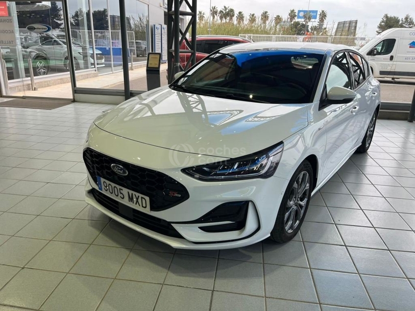 Foto del FORD Focus 1.0 Ecoboost MHEV ST-Line 125