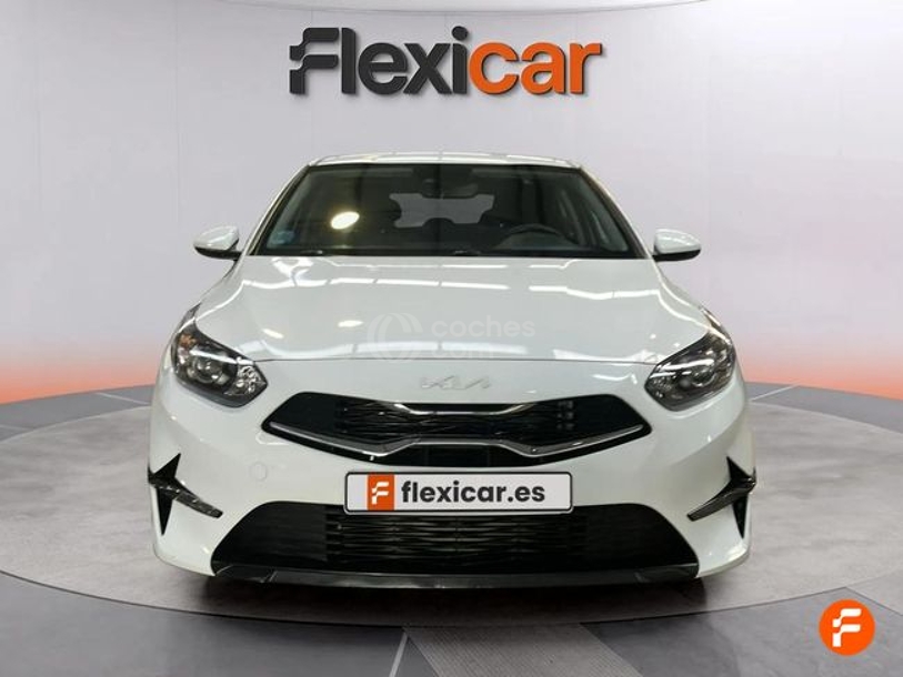 Foto del KIA Ceed 1.0 MHEV Drive DCT 120