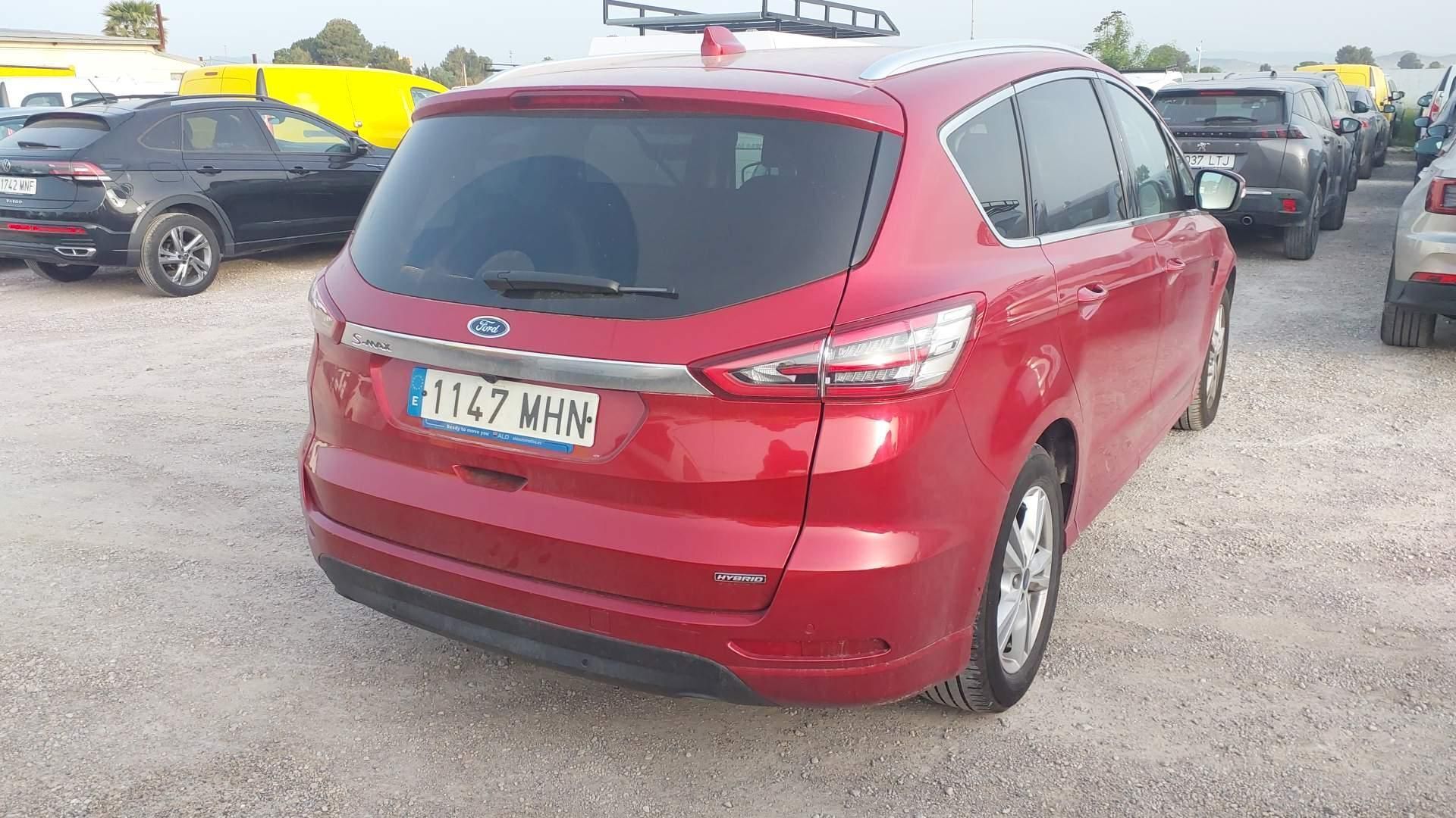 Foto del FORD S-Max 2.5 Duratec FHEV Titanium Aut. 190
