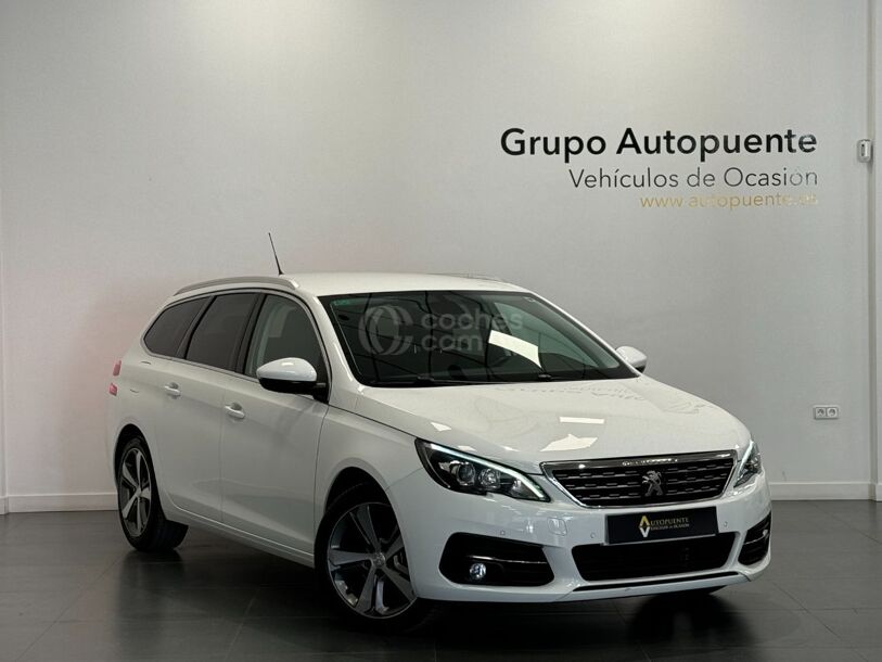 Foto del PEUGEOT 308 1.5BlueHDi S&S Allure EAT6 130