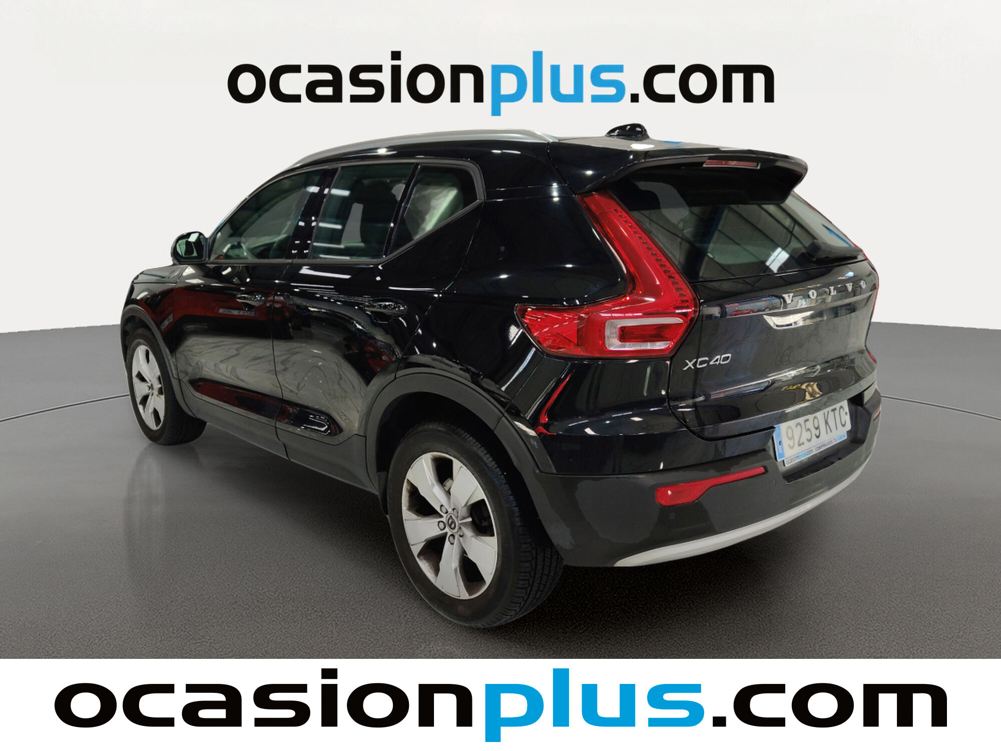 Foto del VOLVO XC40 T4 Momentum Aut.