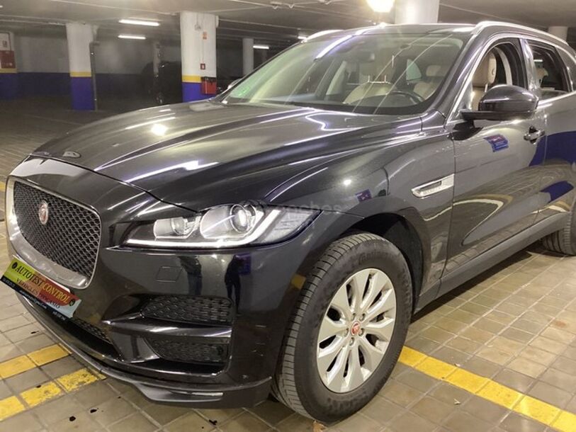 Foto del JAGUAR F-Pace 2.0i4D Prestige Aut. AWD 180