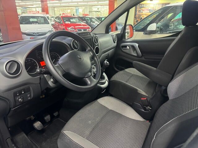 Foto del PEUGEOT Partner Tepee 1.6HDI Active 92