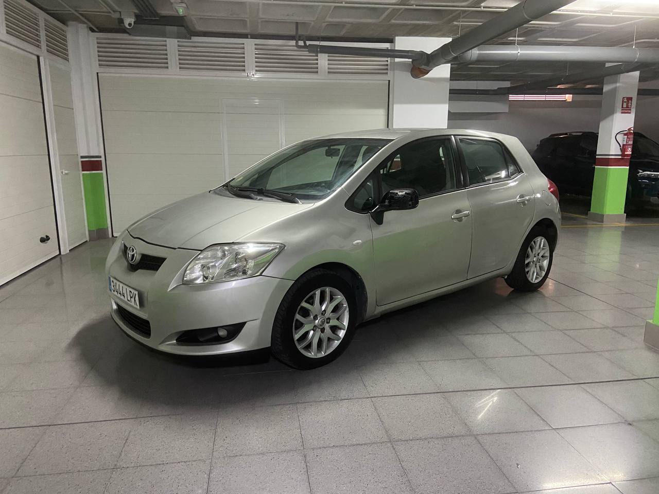 TOYOTA Auris (1.4D-4D Luna M-M) en Murcia