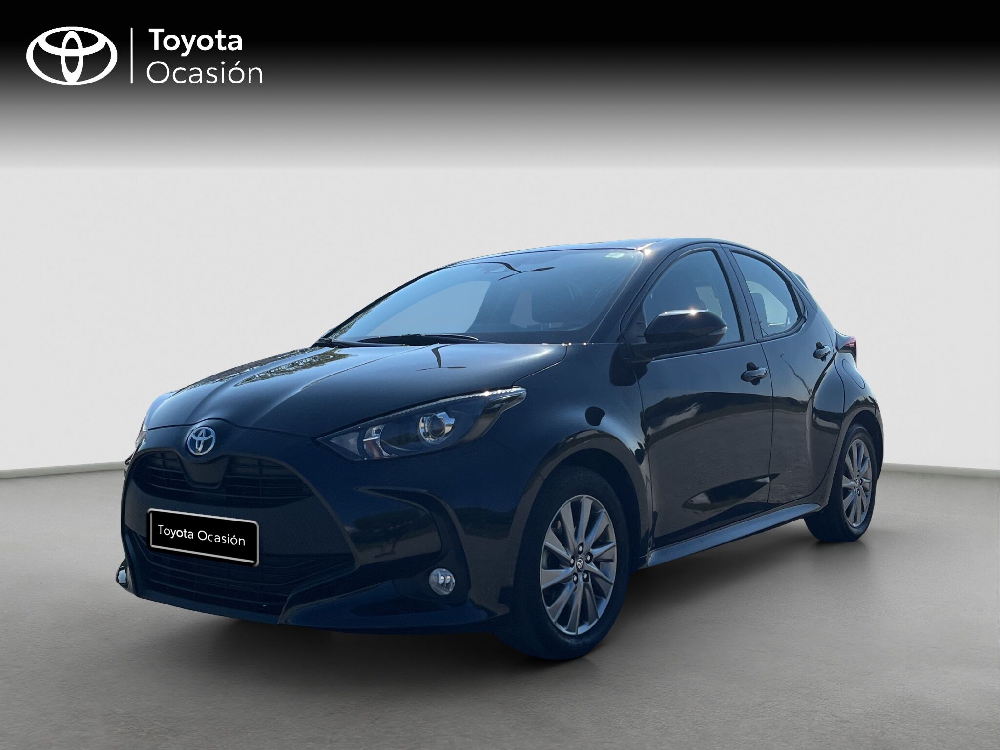 TOYOTA Yaris (1.5 VVT-I HEV ACTIVE TECH 116 5P) en Barcelona