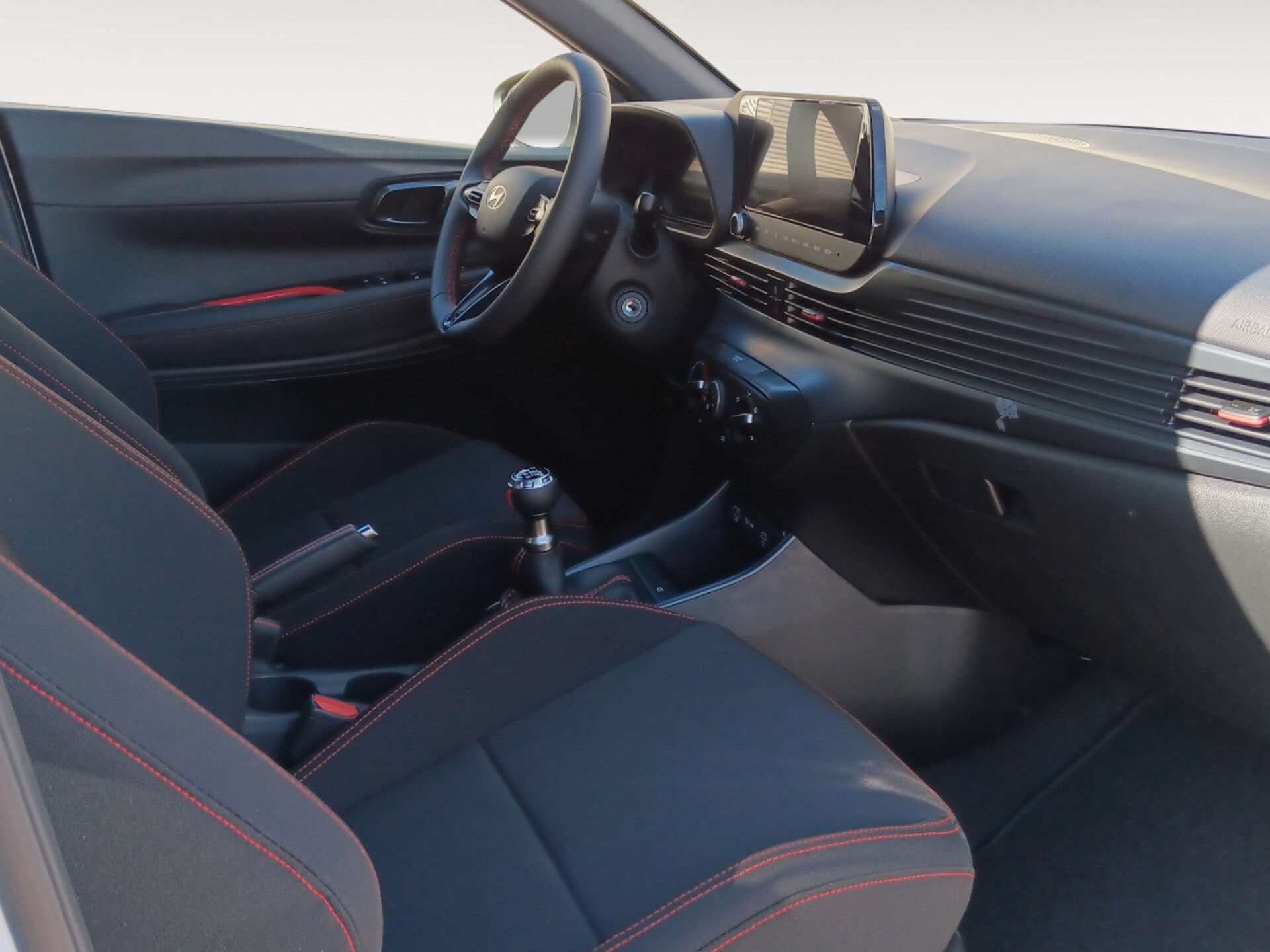 Imagen 3 de HYUNDAI i20