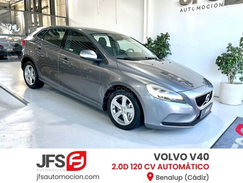 Foto del VOLVO V40 D2 Summum Aut. 120