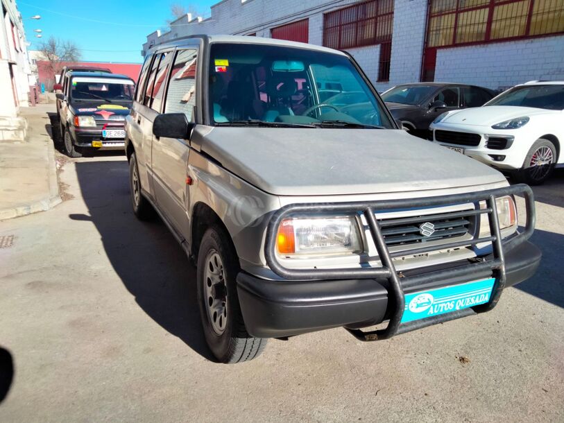 Foto del SUZUKI Vitara 2.0HDI Lujo Techo Metálico