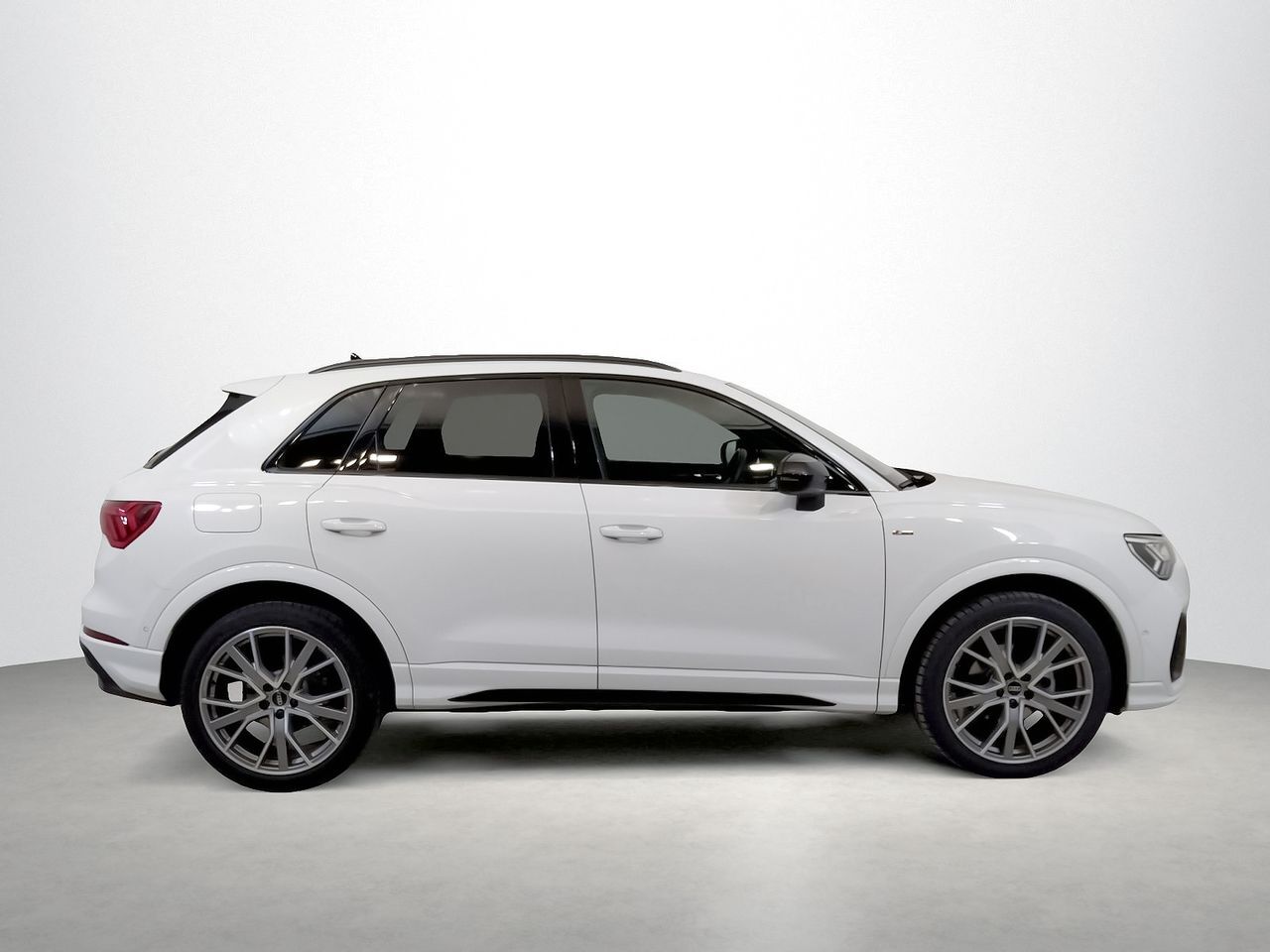 Foto del AUDI Q3 35 TDI Black line S tronic 110kW