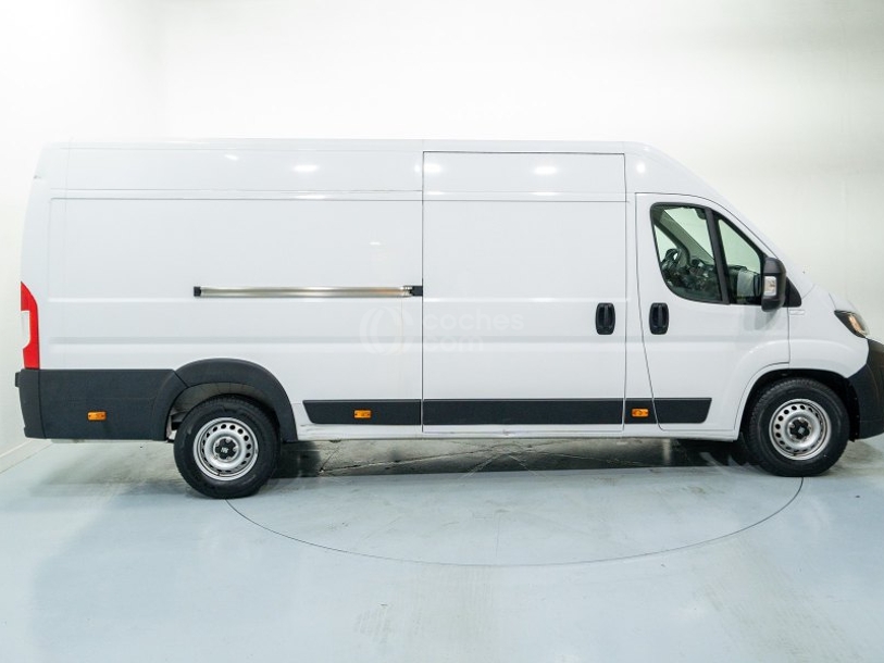 Foto del FIAT Ducato Fg. Maxi Heavy Duty 35 2.2BlueHDi L4 H2 140CV