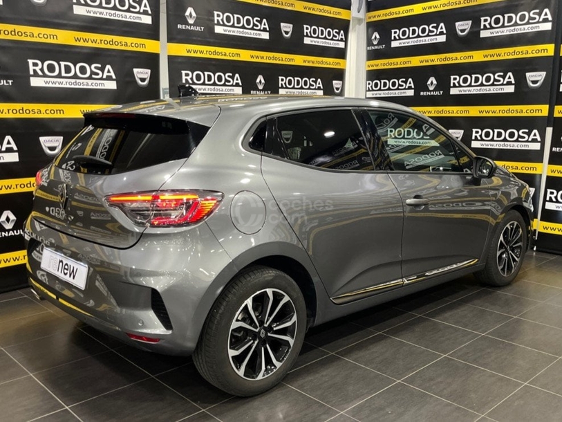 Foto del RENAULT Clio TCe Techno 67kW