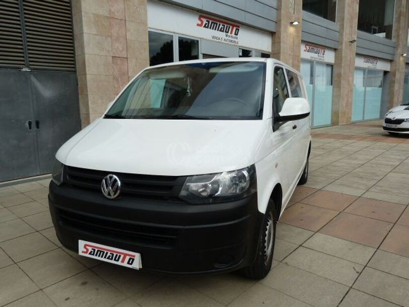 Foto del VOLKSWAGEN Transporter Mixto PRO 2.0TDI BMT T. Normal 140 5pl.