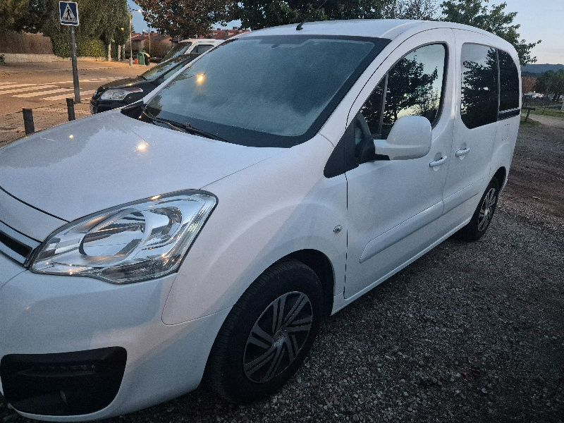 Foto del CITROEN Berlingo BlueHDi Talla M Live 75