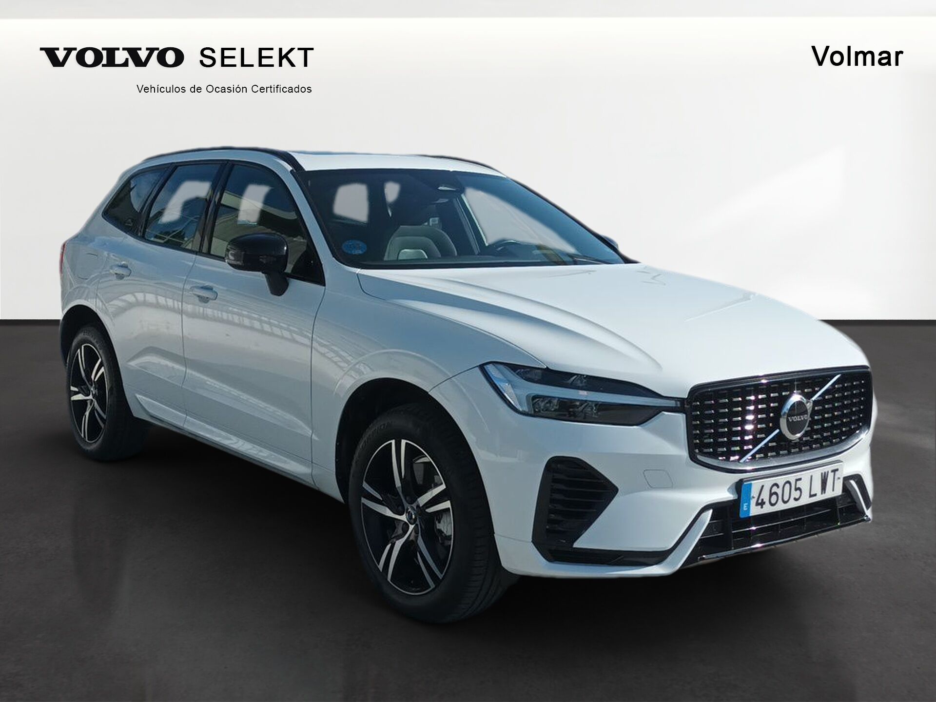 VOLVO XC60 (2.0 T6 RECHARGE R-DESIGN AUTO 4WD 350 5P) en Barcelona
