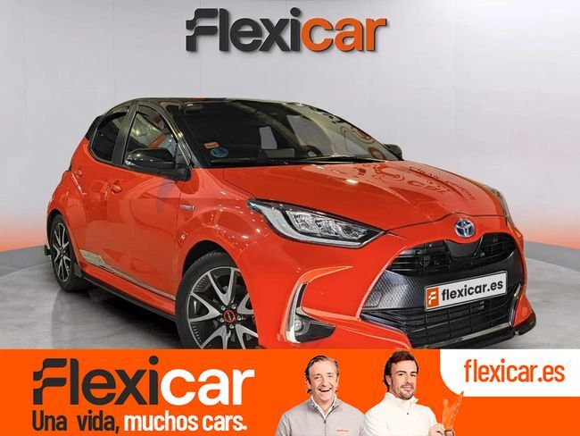 TOYOTA Yaris (1.5 120H Style P. Premier Edition) en Barcelona