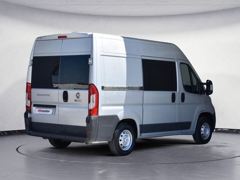 Foto del FIAT Ducato Combi 30 2.0Mjt Corto 85kW