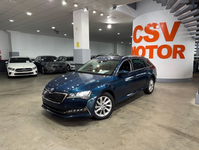 Foto del SKODA Superb Combi 1.4 TSI iV P-HEV Style DSG