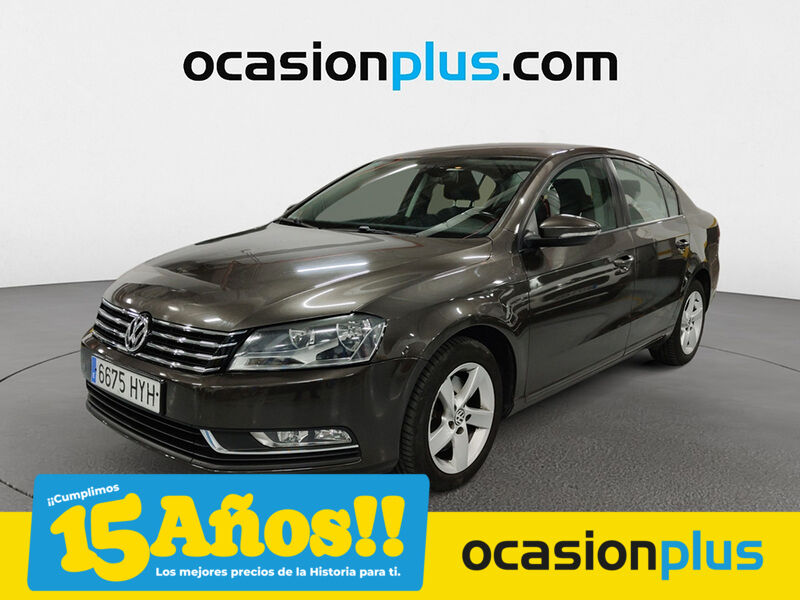 VOLKSWAGEN Passat (Edition 2.0 TDI BMT 103 kW (140 CV)) en Madrid