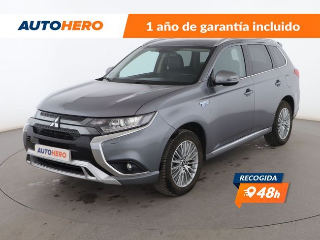 MITSUBISHI Outlander (PHEV Motion 4WD) en Madrid