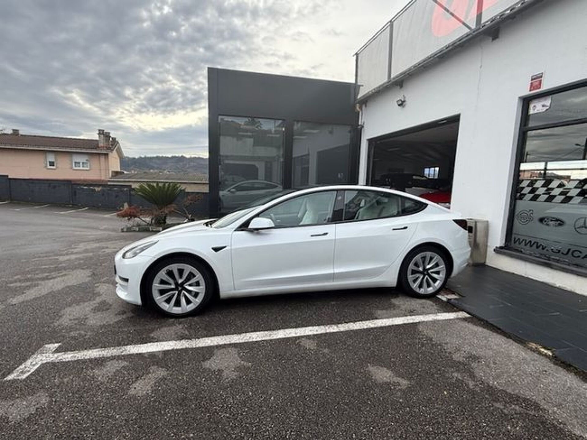 Imagen 3 de TESLA Model 3