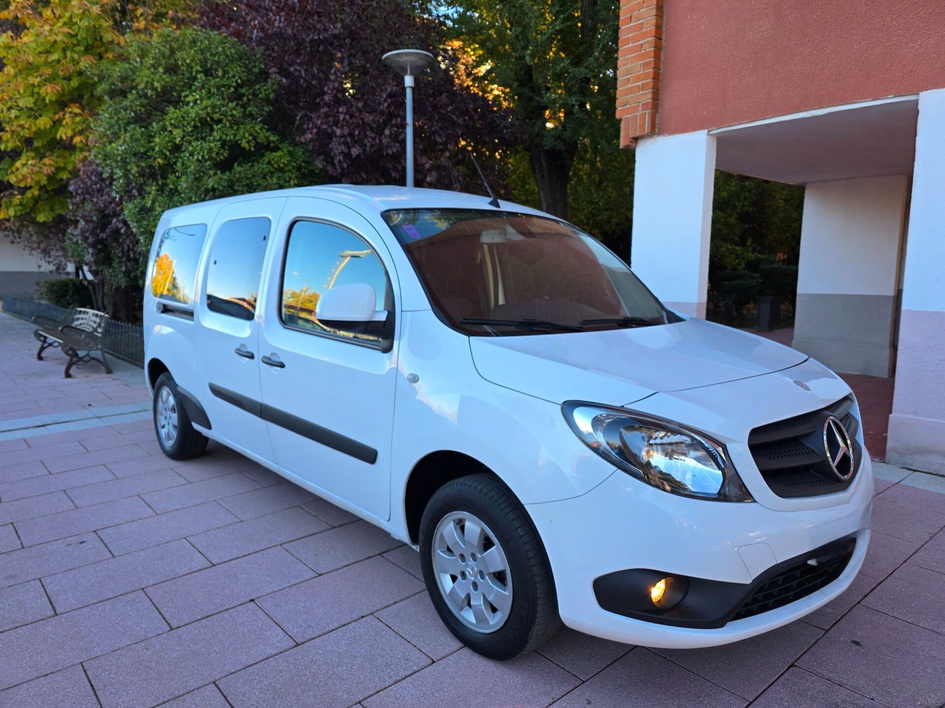 Imagen 3 de MERCEDES Citan